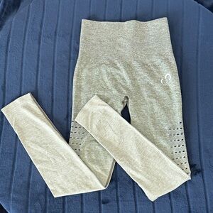 Curves N Combat Boots Seamless Green Ombré Leggings Size Small